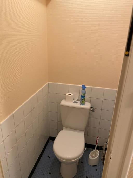 קמפר Appartement Spacieux 2 Chambres מראה חיצוני תמונה